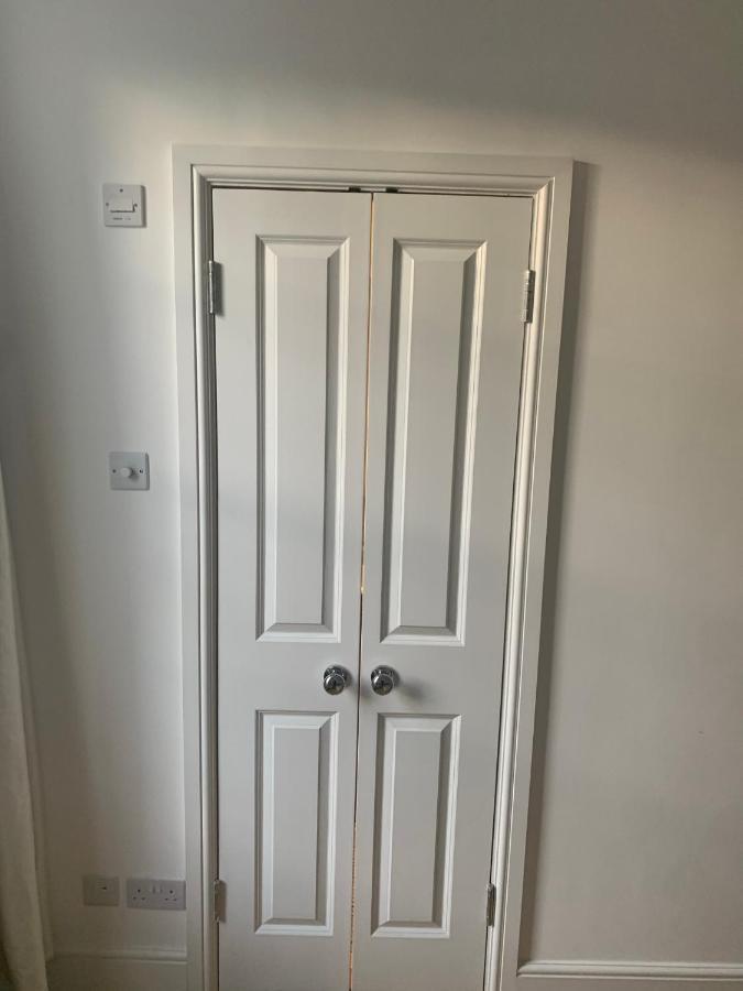 Beautiful One Bedroom Flat In The Heart Of Notting Hill Gate London Eksteriør bilde